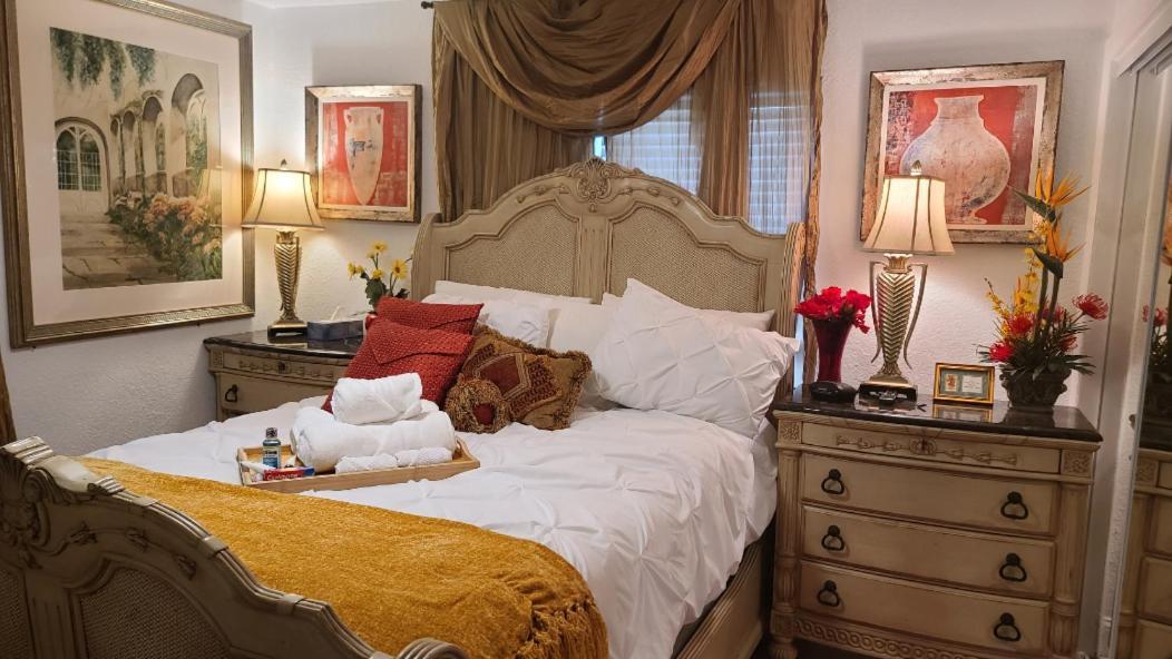Hébergement de vacances Palm Springs 3-bedroom 2-bath 5 Miles To The