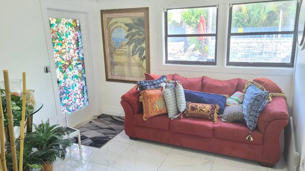Palm Springs 3-bedroom 2-bath 5 Miles To The Hébergement de vacances *